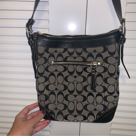 Black and Gray Coach Shoulder Purse - Picture 4 of 8